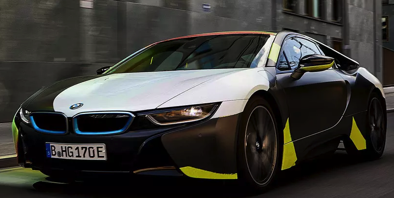 BMW i8 стал «независимым» арт-каром