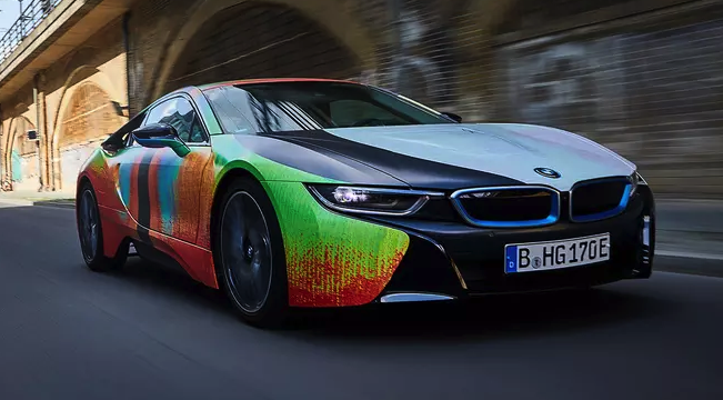 BMW i8 стал «независимым» арт-каром